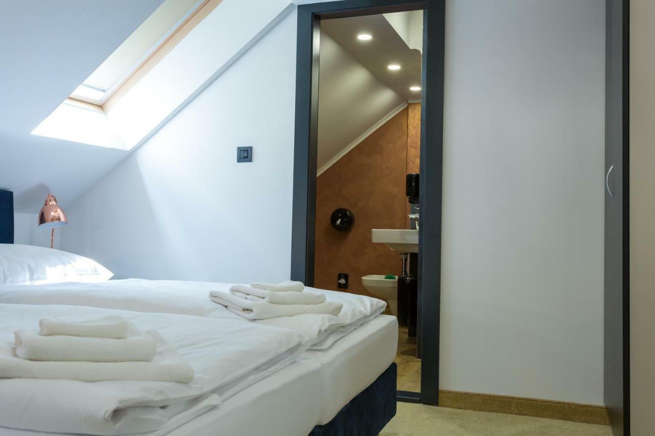 Apart Hotel Golden Apartments Kosice Exterior photo