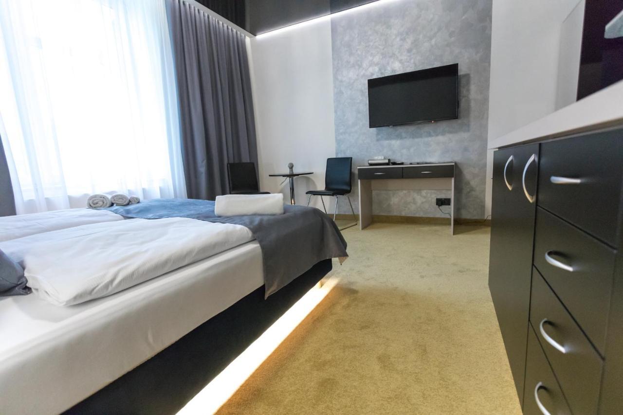 Apart Hotel Golden Apartments Kosice Exterior photo